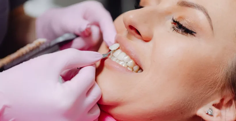 esztetikus-fogpotlas-arak-tipusok-820x420